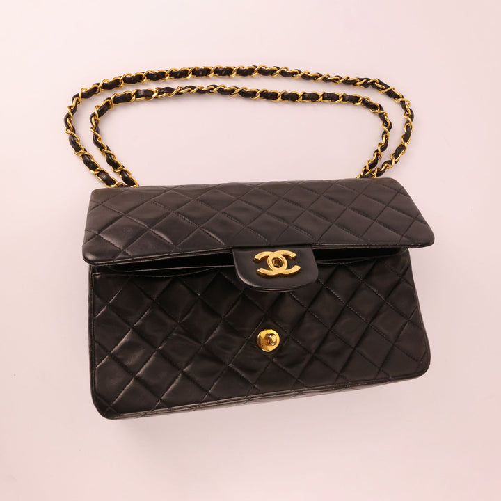 Chanel Vintage Classic Flap Medium