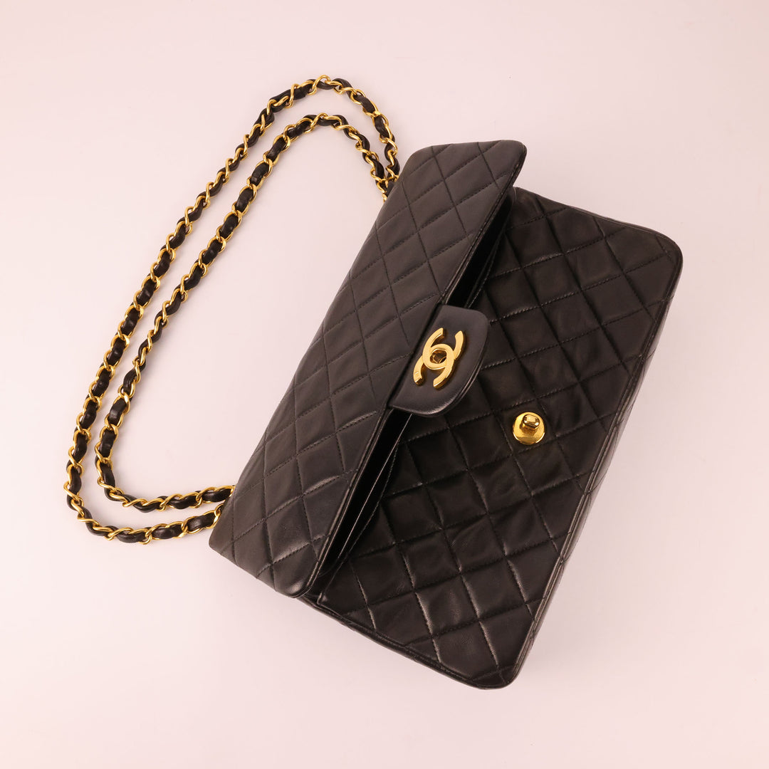 Chanel Vintage Classic Flap Medium