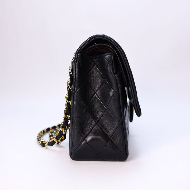Chanel Vintage Classic Flap Medium