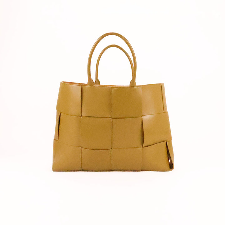Bottega Veneta The Arco Tote Gross