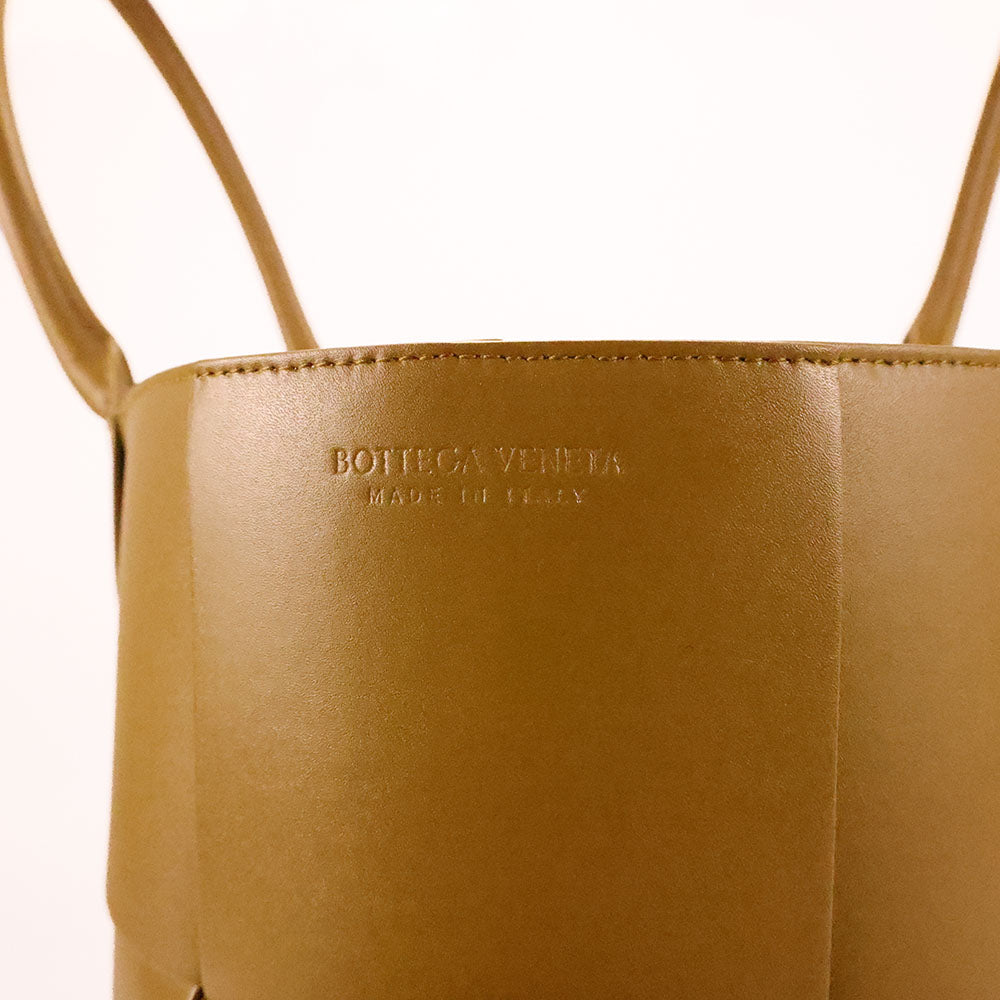 Bottega Veneta The Arco Tote Gross