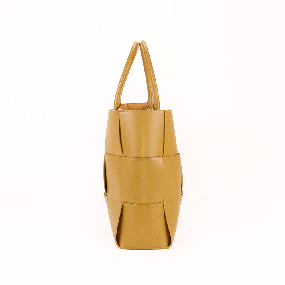 Bottega Veneta The Arco Tote Gross