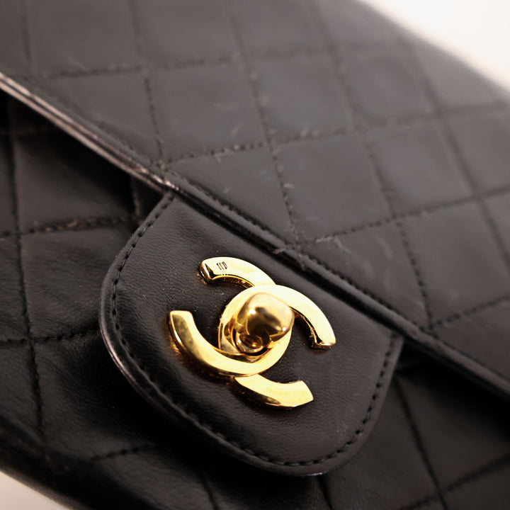 Chanel Vintage Classic Flap Medium
