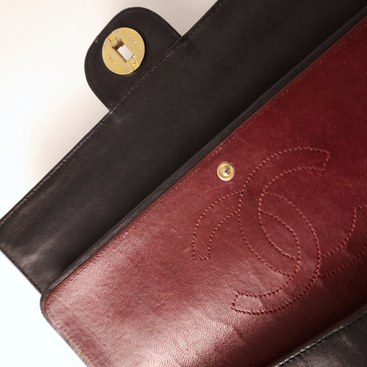 Chanel Vintage Classic Flap Medium