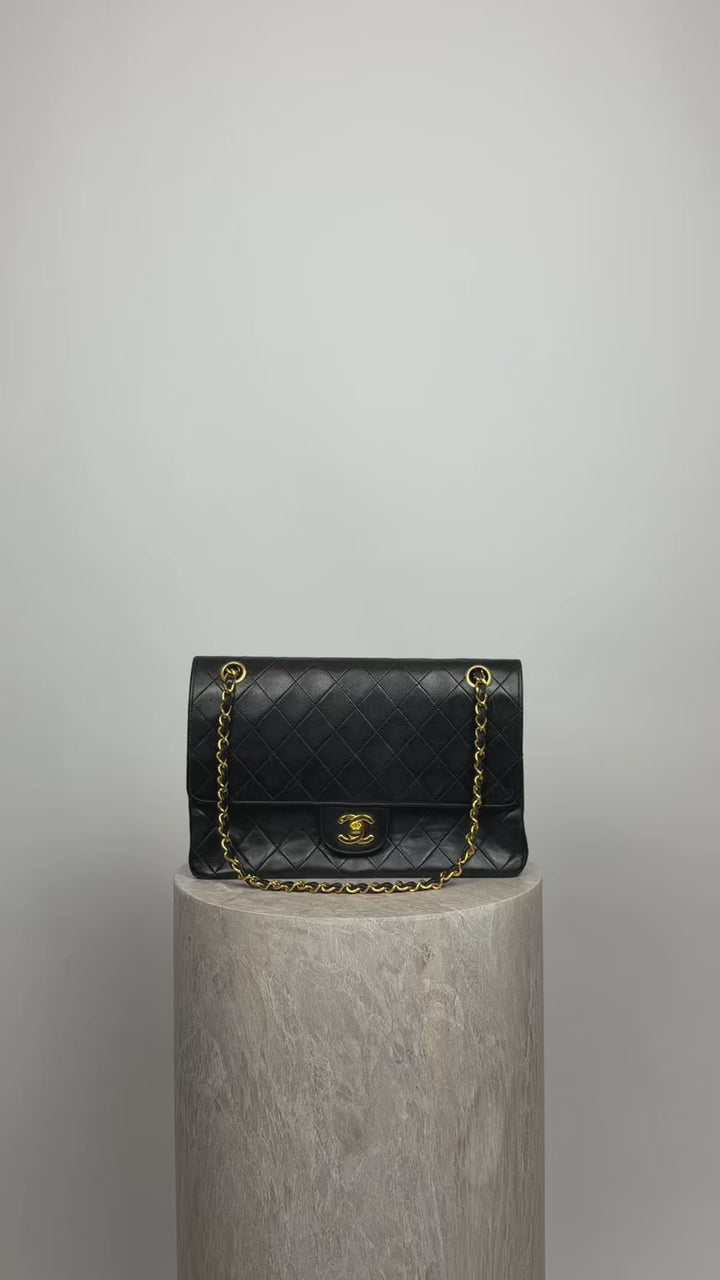 Chanel Vintage Classic Double Flap Medium